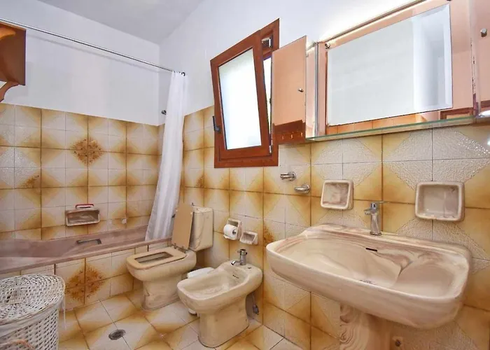 Сasa de vacaciones Karolinahouse *