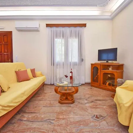 Karolinahouse Ágios Matthaíos